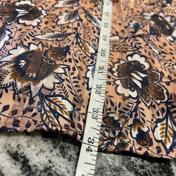 Lulu’s Peach and Brown Botanical Shift with Gold Thread Long Sleeve Dress - Picture 6 of 16